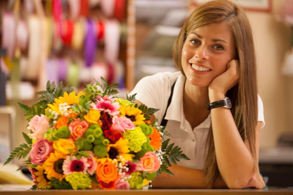 Heaven Scent Flowers & Gifts: Service Image-11
