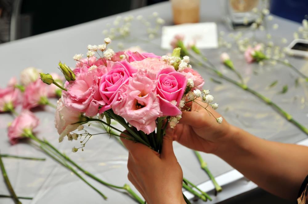 Heaven Scent Flowers & Gifts: Service Image-5 Heaven Scent Flowers & Gifts: Service Image-5